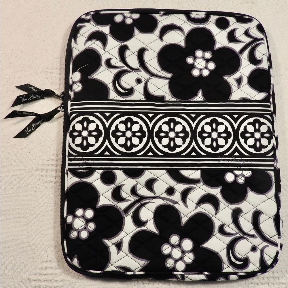 Vera Bradley night and Day pattern laptop sleeve